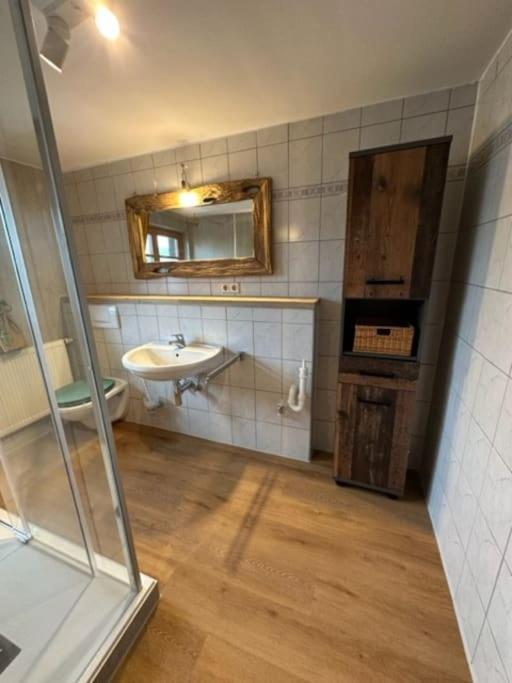 Charmante Farbenfrohe Wohnung Fuer Zwei Fischbachau Esterno foto